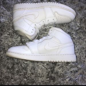 Nike Air Jordan | Triple White | Junior